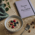 flocons d'avoine musculation bol porridge fruits