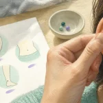 Points d'acupression pour maigrir : digitopression sur l’oreille contre la faim et le stress